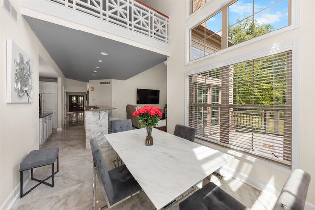 2086 Valleyview Drive, Ann Arbor, MI 48105