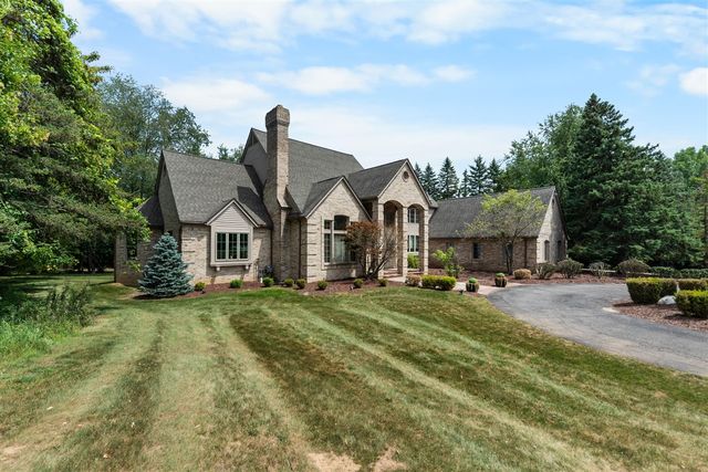 2086 Valleyview Drive, Ann Arbor, MI 48105