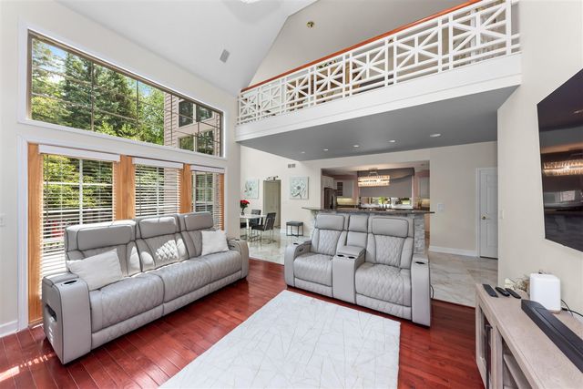 2086 Valleyview Drive, Ann Arbor, MI 48105