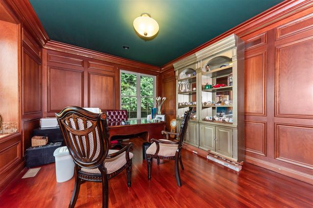 2086 Valleyview Drive, Ann Arbor, MI 48105