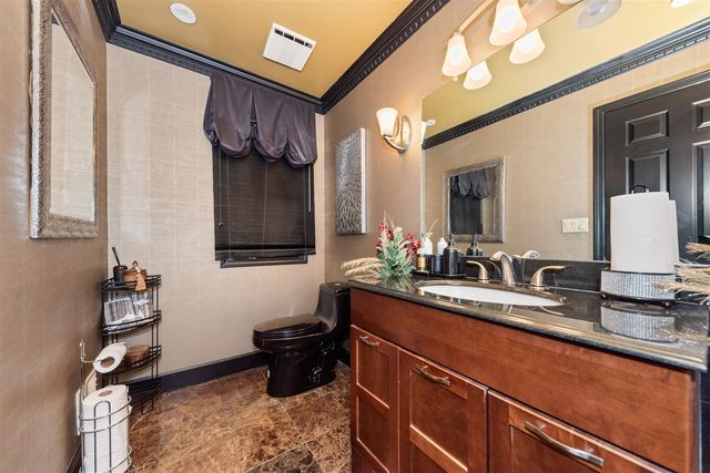 2086 Valleyview Drive, Ann Arbor, MI 48105