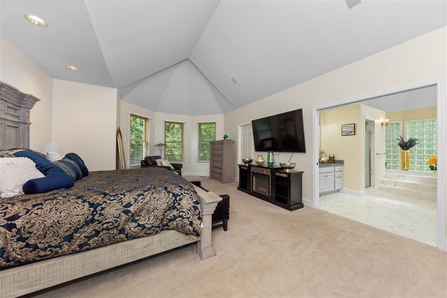 2086 Valleyview Drive, Ann Arbor, MI 48105