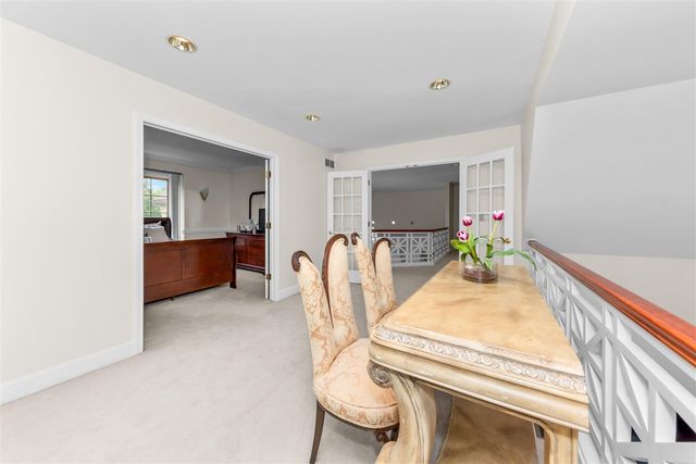 2086 Valleyview Drive, Ann Arbor, MI 48105