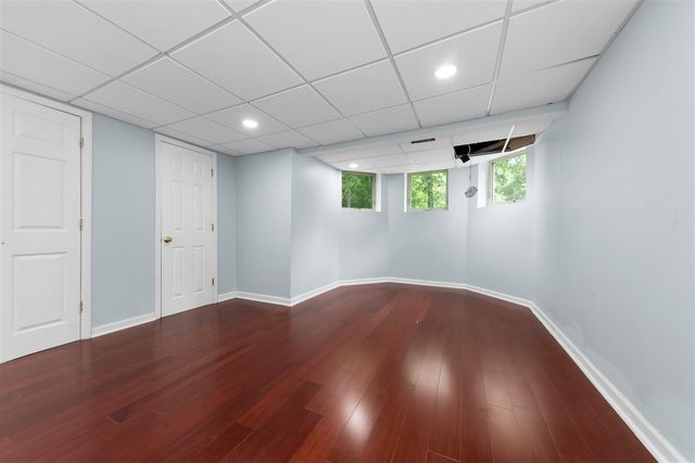 2086 Valleyview Drive, Ann Arbor, MI 48105