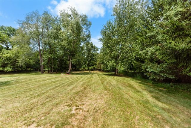 2086 Valleyview Drive, Ann Arbor, MI 48105