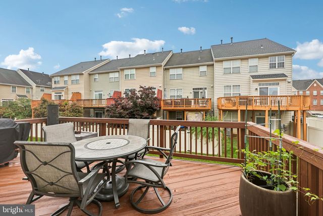13364 FERRY LANDING LN, Woodbridge, VA 22191