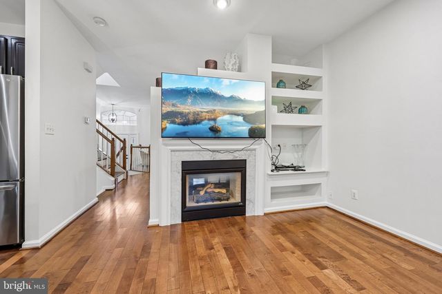 13364 FERRY LANDING LN, Woodbridge, VA 22191