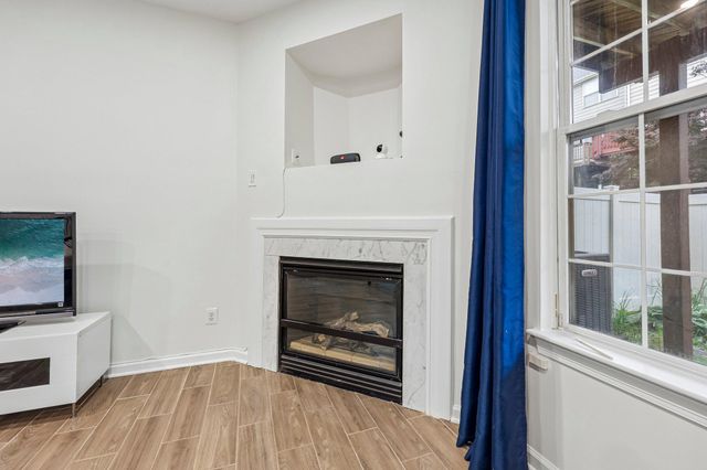 13364 FERRY LANDING LN, Woodbridge, VA 22191