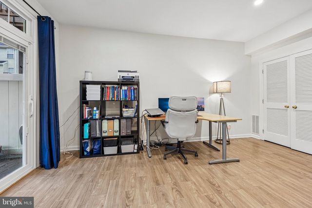 13364 FERRY LANDING LN, Woodbridge, VA 22191