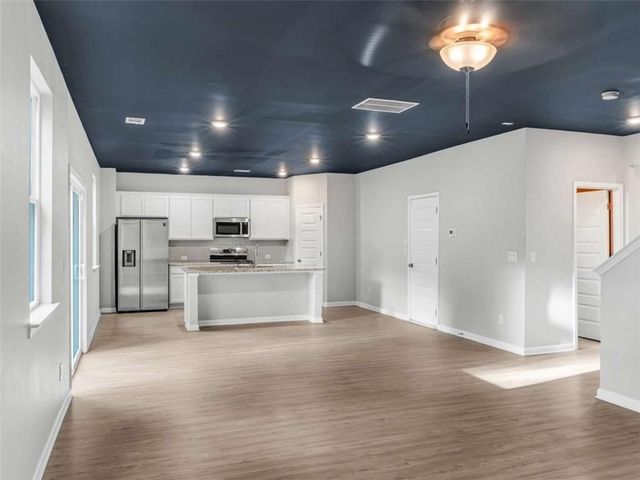2054 Maplewood Way, Decatur, GA 30035