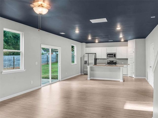 2054 Maplewood Way, Decatur, GA 30035