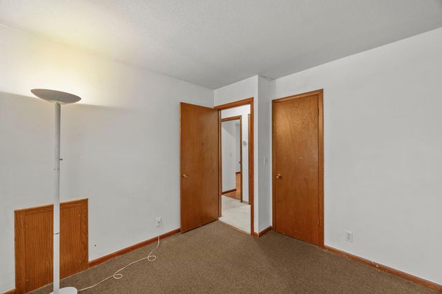 168 Linden Circle, Apple Valley, MN 55124