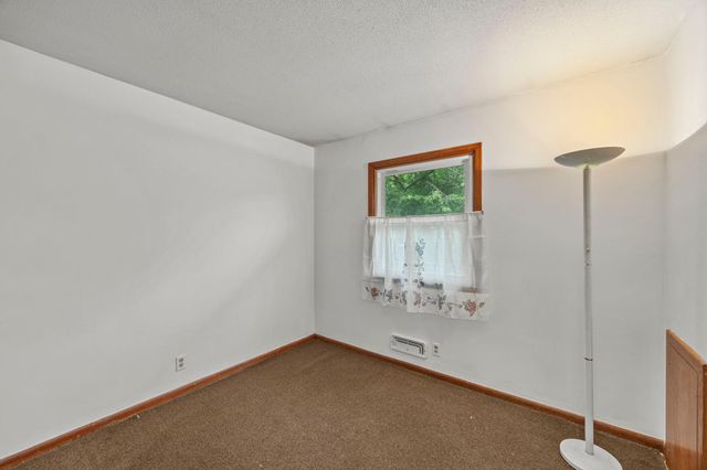 168 Linden Circle, Apple Valley, MN 55124