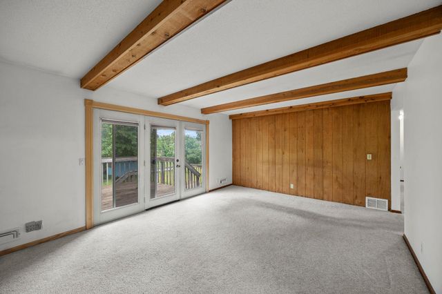 168 Linden Circle, Apple Valley, MN 55124