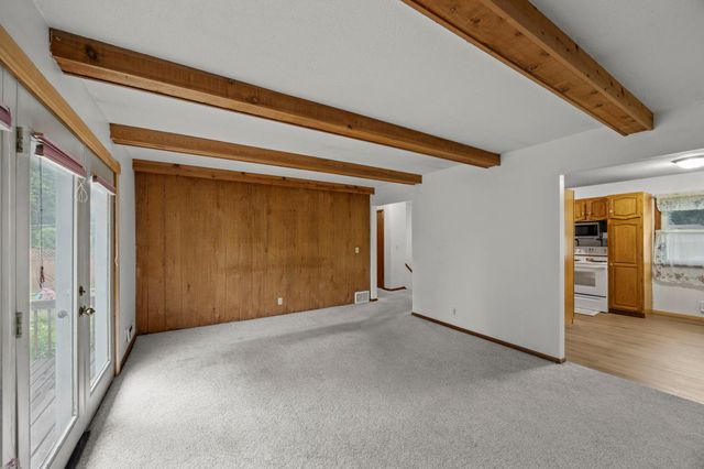168 Linden Circle, Apple Valley, MN 55124