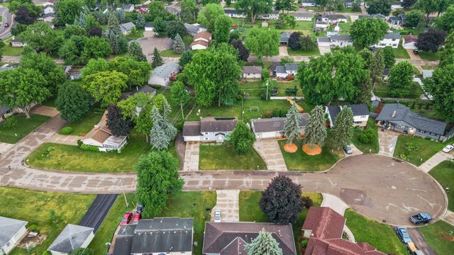 168 Linden Circle, Apple Valley, MN 55124