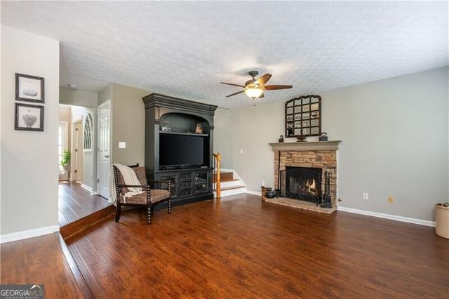 3295 Spincaster Way, Loganville, GA 30052