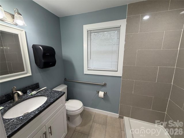 55 S Hildebran Avenue, Newton, NC 28658