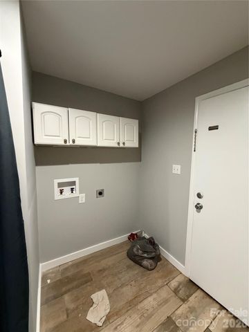 55 S Hildebran Avenue, Newton, NC 28658