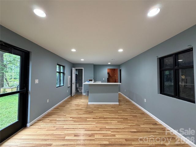 55 S Hildebran Avenue, Newton, NC 28658