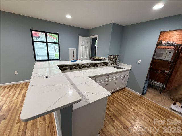 55 S Hildebran Avenue, Newton, NC 28658
