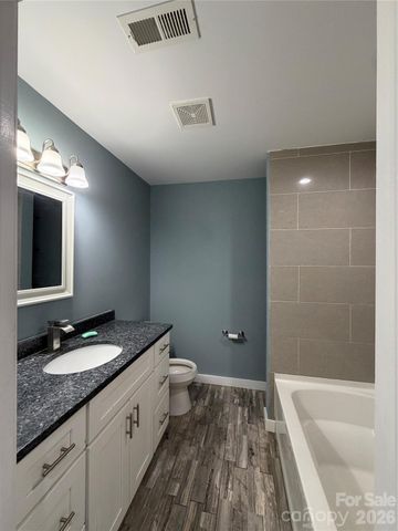 55 S Hildebran Avenue, Newton, NC 28658