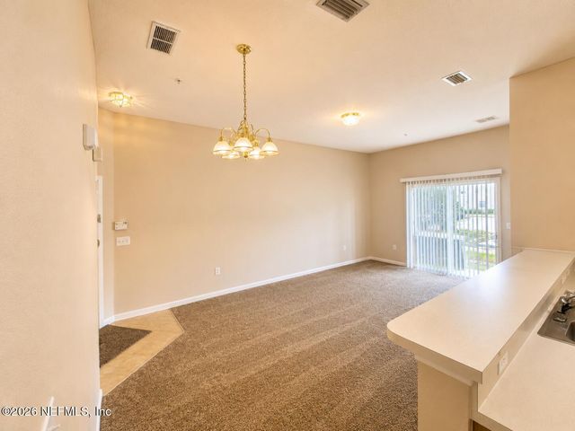6094 MAGGIES Circle 105, Jacksonville, FL 32244
