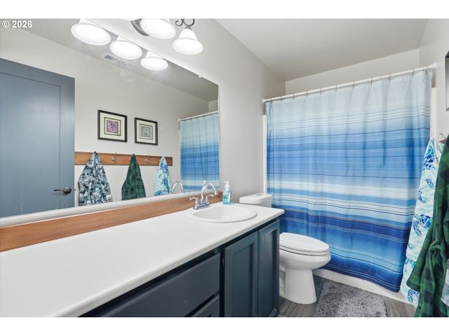 16905 Sw KING RICHARD Ct, Sherwood, OR 97140