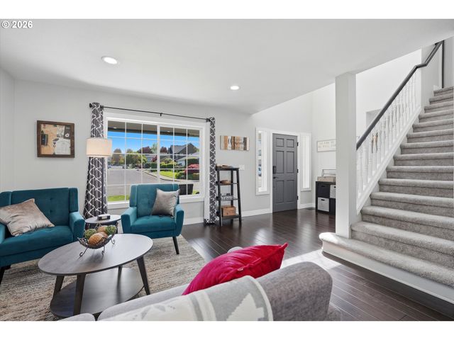 16905 Sw KING RICHARD Ct, Sherwood, OR 97140