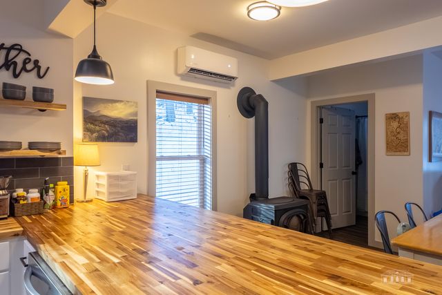 12 James Street, Saranac Lake, NY 12983