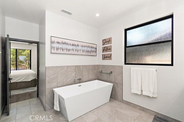 679 Summit Boulevard, Big Bear City, CA 92315