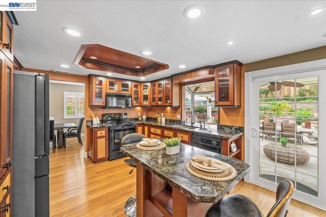 581 Tawny, Pleasanton, CA 94566