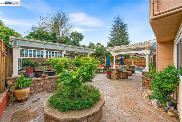 581 Tawny, Pleasanton, CA 94566