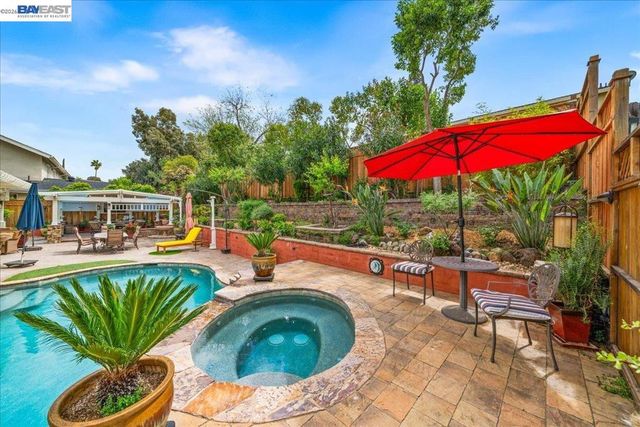 581 Tawny, Pleasanton, CA 94566