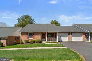2814 CARLISLE DR #18, New Windsor, MD 21776