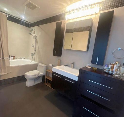 1945 S Ocean Dr 1812, Hallandale Beach, FL 33009