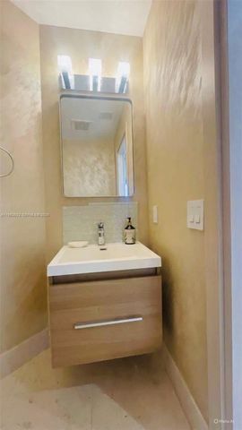 1945 S Ocean Dr 1812, Hallandale Beach, FL 33009