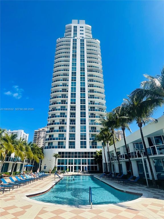 1945 S Ocean Dr 1812, Hallandale Beach, FL 33009