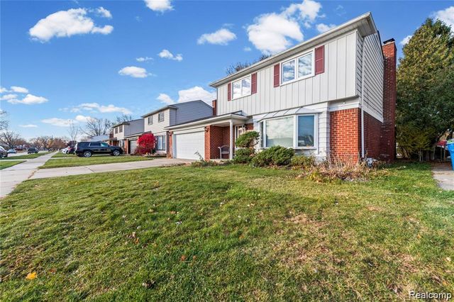 30829 Eiffel Avenue, Warren, MI 48088