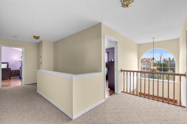 W134N6585 Lilly Creek DRIVE, Menomonee Falls, WI 53051