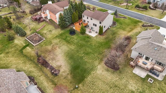 W134N6585 Lilly Creek DRIVE, Menomonee Falls, WI 53051