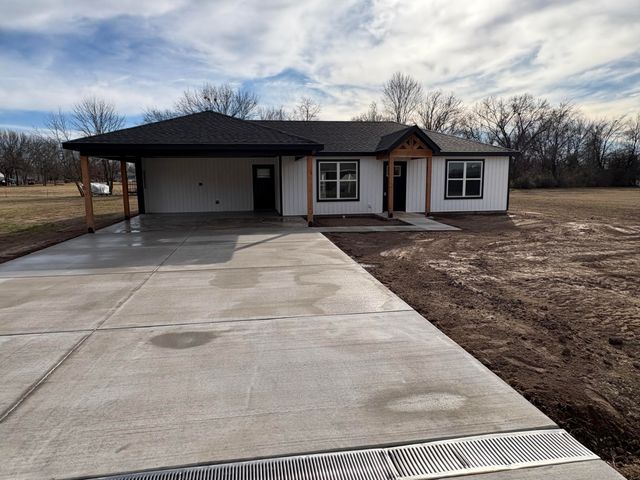 13 Quannah Drive, Fairland, OK 74343