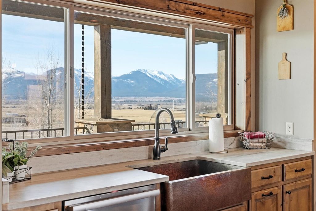 2074 Desperado Trail, Corvallis, MT 59828 photo 25