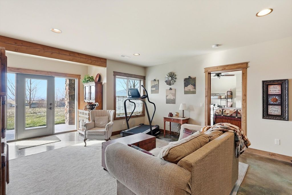 2074 Desperado Trail, Corvallis, MT 59828 photo 39