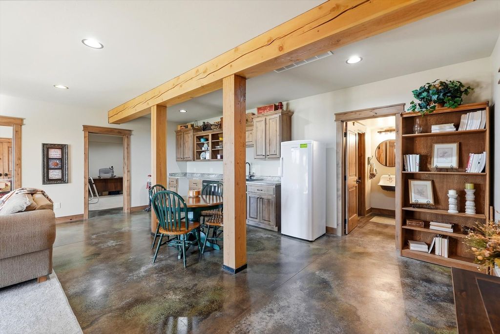 2074 Desperado Trail, Corvallis, MT 59828 photo 45