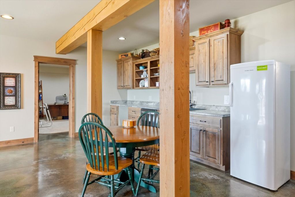 2074 Desperado Trail, Corvallis, MT 59828 photo 46