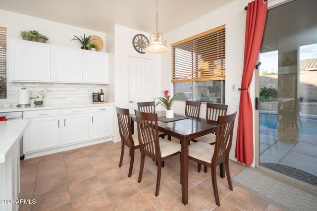 17540 W CANYON Lane, Goodyear, AZ 85338