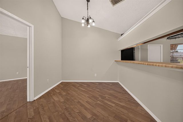 10135 Shell Rock Road, La Porte, TX 77571