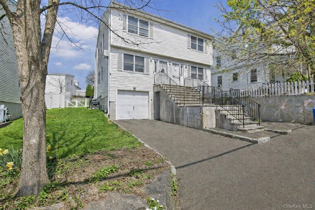 21 W Division Street, Greenwich, CT 06830