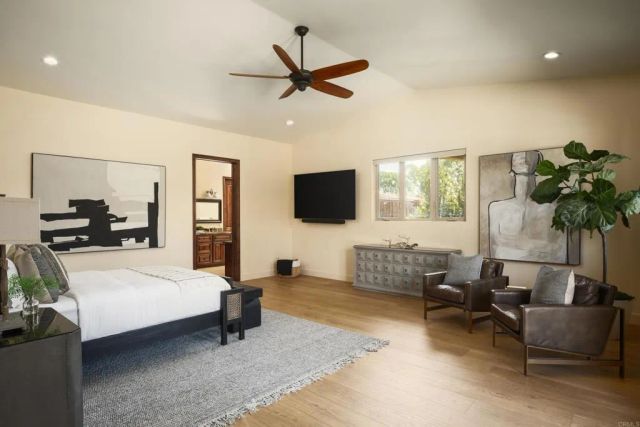 15731 Via De Santa Fe, Rancho Santa Fe, CA 92067